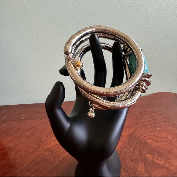 Bracelet/Choker Necklace with Turquoise howlite - Picture 3 of 5